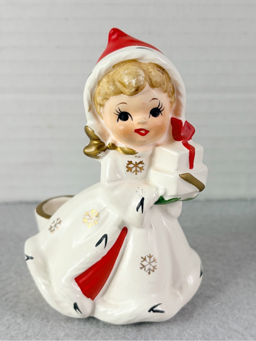 Vintage 50s NAPCO Christmas Holiday Girl Figurine With Gift Candle Holder 8388